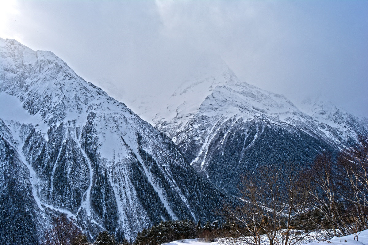 Домбай в начале мая фото