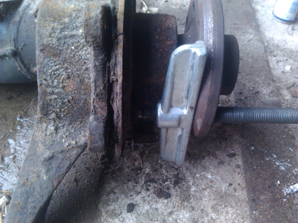 восстановление ручника, замена ступичного заднего подшипника, замена ...
