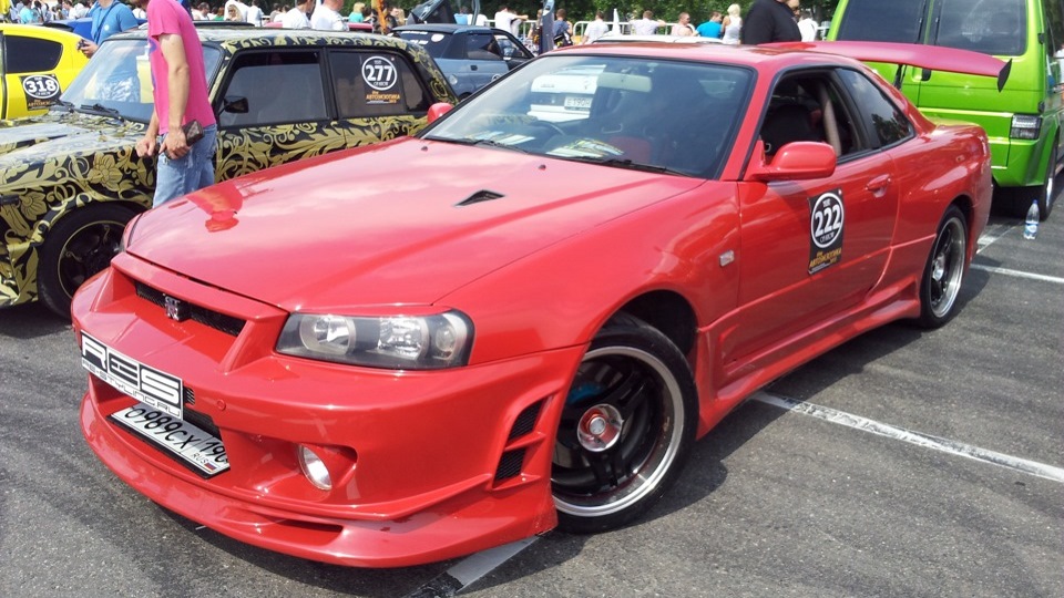 Nissan Skyline Gt R 34 Krasnaya Rwd V Spec Drive2