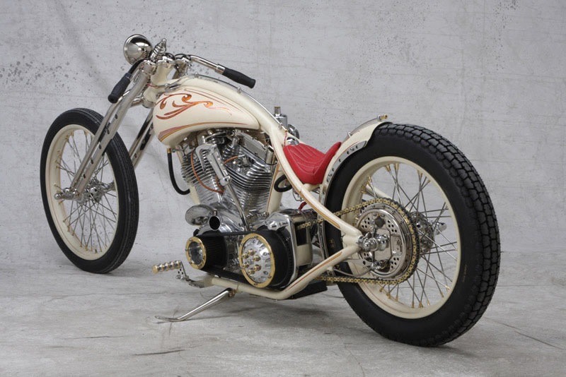 Американский кастомайзер. Американский кастомайзер foose. Chrome customs. Хромированный харлей дэвидсон. West coast customs audi r8 chrome paint.