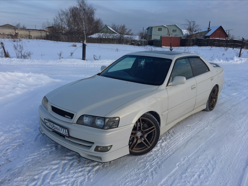 Toyota chaser центральное отверстие