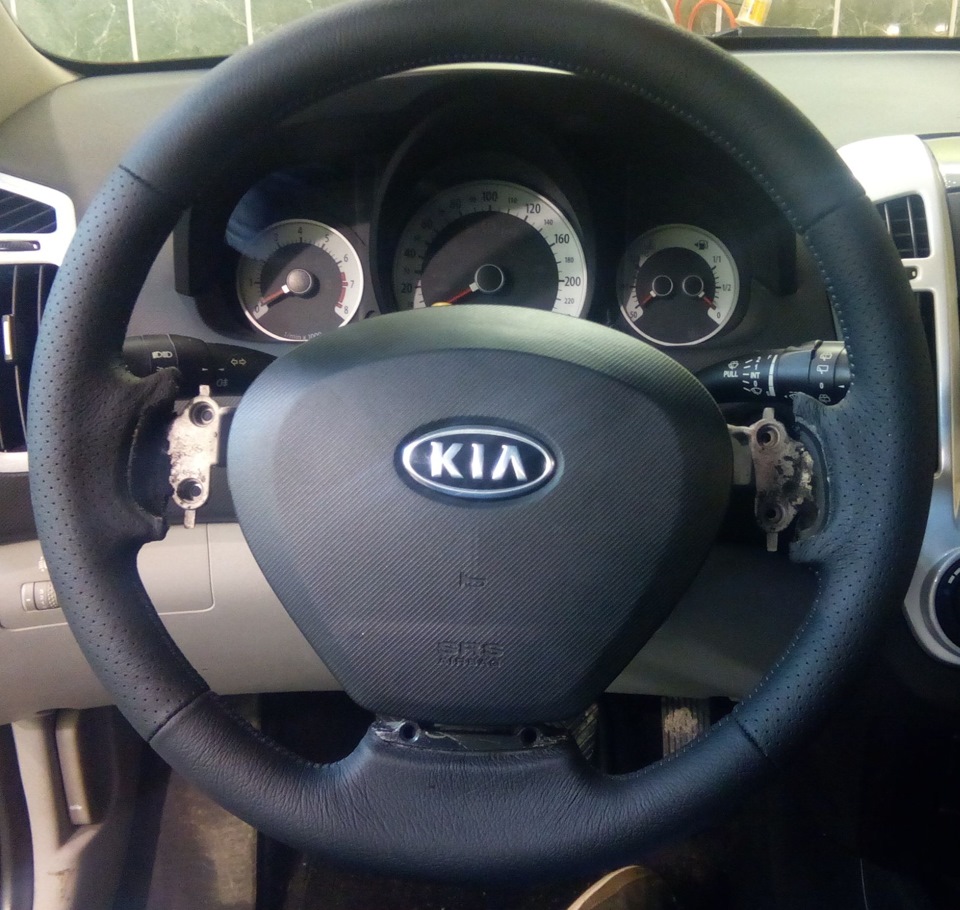 Закусывает руль kia ceed