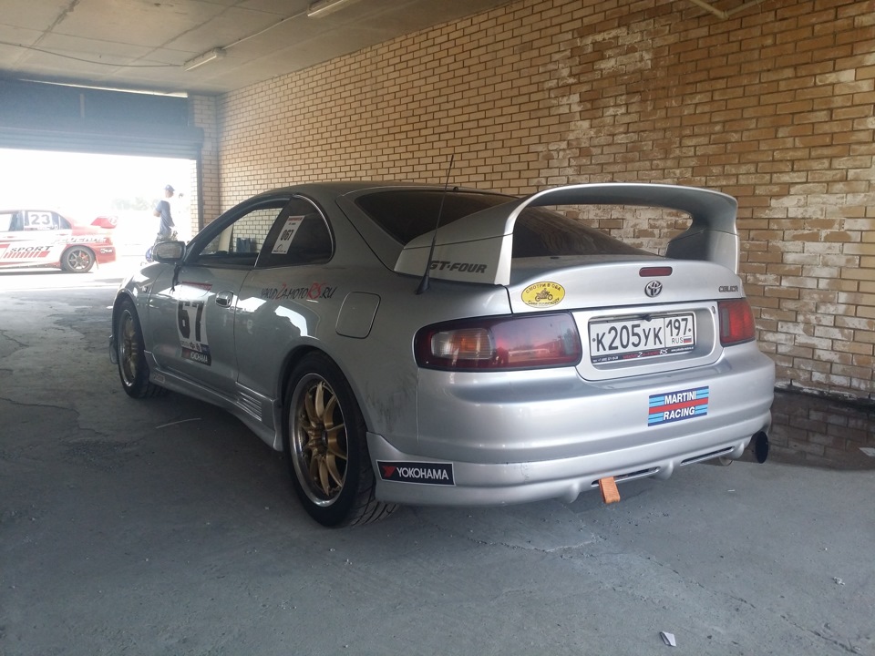 Фото в бортжурнале Toyota Celica (200)