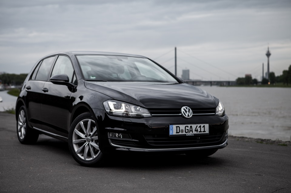 Volkswagen Golf VII цвет черный