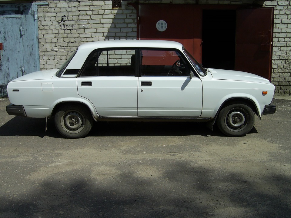 Новые колпаки и зеркала — Lada 21070, 1,5 л, 1998 года | аксессуары ...