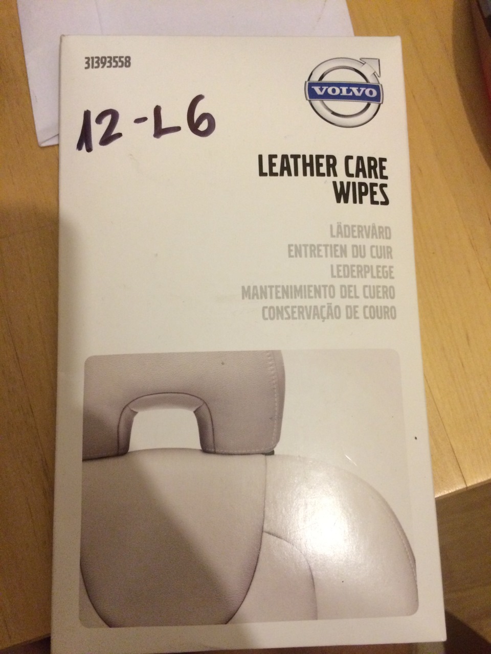 Volvo Leather Cleaning Wipes 31393558 Genuine Volvo 31393558