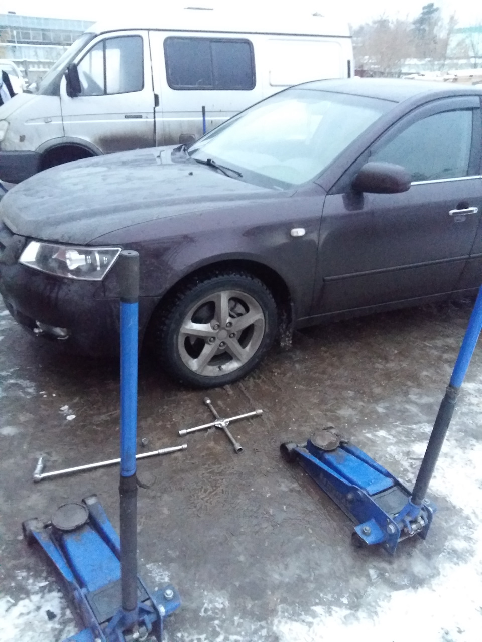 Хака или Кумхо?!🤔 — Hyundai Sonata V (NF), 2,4 л, 2006 года | шины | DRIVE2