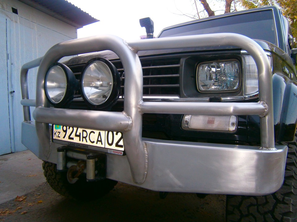 Тлк 80 бампер передний силовой. Бампер передний ленд крузер 200. Бампер передний фрилендер 2. Бампер передний ленд ровер фрилендер 2. Передний бампер ленд ровер фрилендер 2 2 рестайлинг.