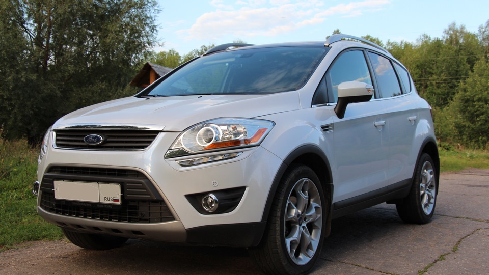 Форд куга 2 2.5. Ford Kuga 2.5. Ford Kuga 2012 2.5. Ford Kuga Titanium 2.5 at. Форд Куга 2 Титаниум.