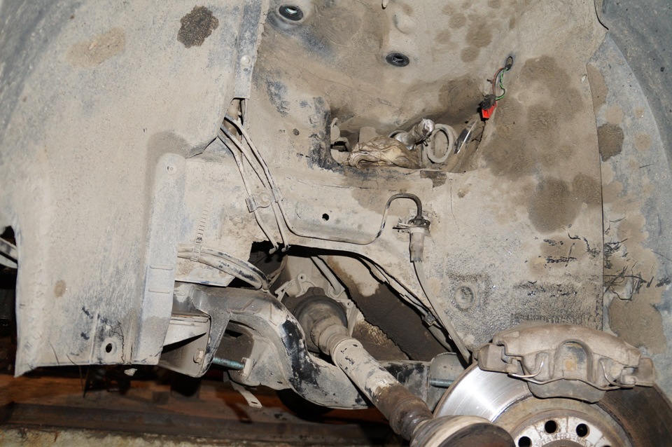 Так сейчас выглядит передняя подвеска.) — Audi A6 (C5)