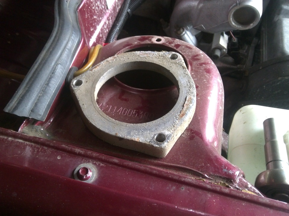 замена стоек, задних барабанов — Lada 2114, 1,5 л, 2004 года | своими ...