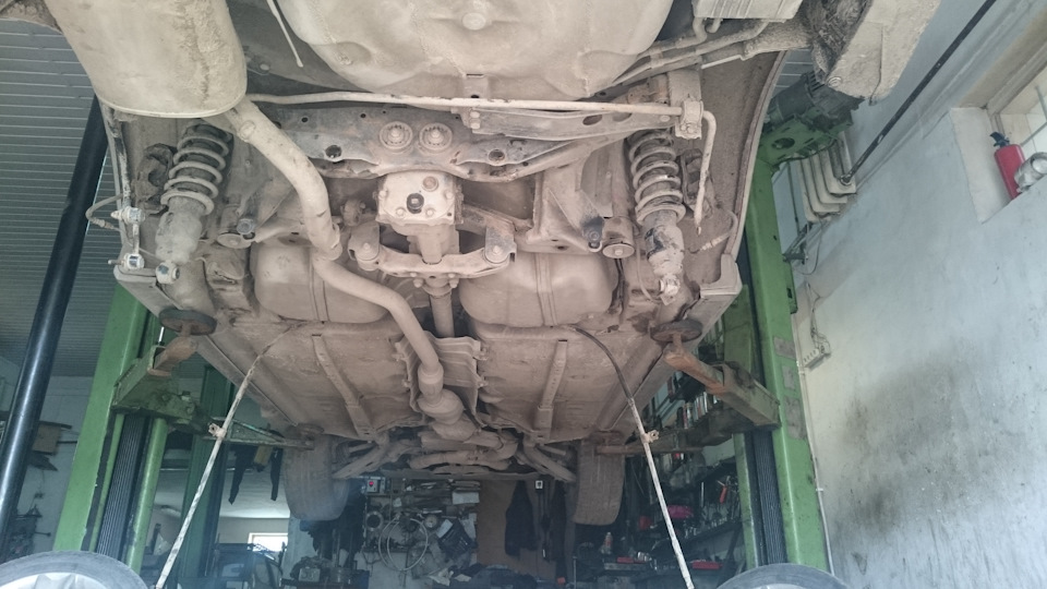 Фото в бортжурнале Subaru Legacy Outback (BE/BH)