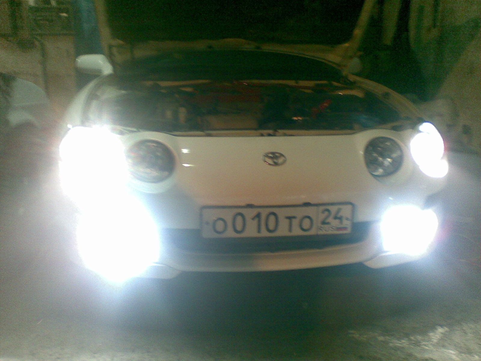 XENON  - Toyota Celica 20L 1998