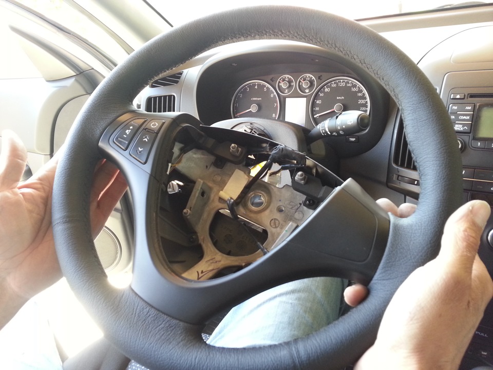 Как снять руль hyundai i30 Перешив руля Hyundai i30 - Hyundai i30 (1G), 1,6 л, 2010 года стайлинг DRIVE2