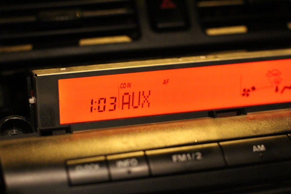Вывод AUX на штатной магнитоле — Mazda 3 (1G) BK, 1,6 л, 2006 года ...