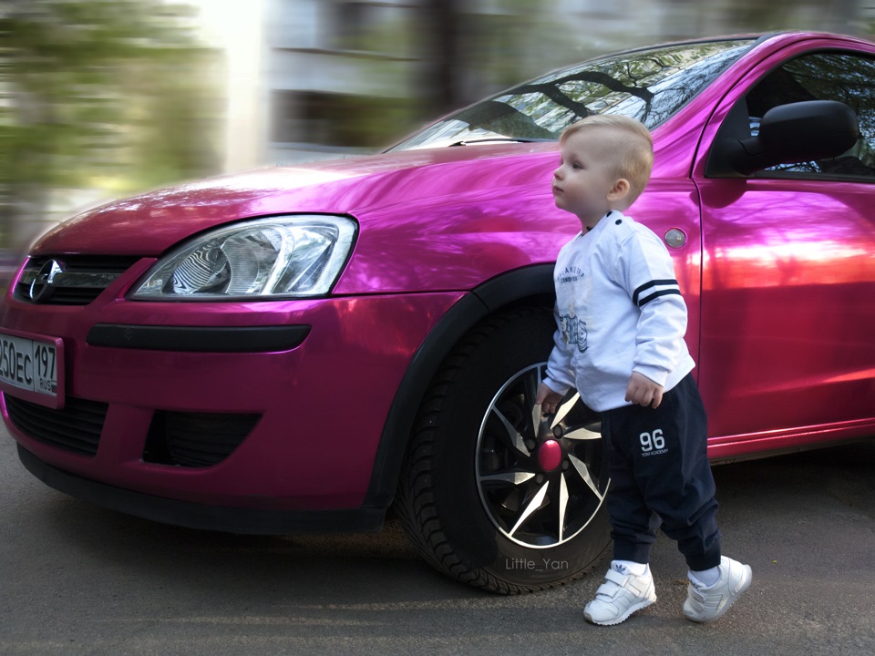 Королевская семья 👑 — Opel Corsa C, 1,2 л, 2004 года | фотография | DRIVE2