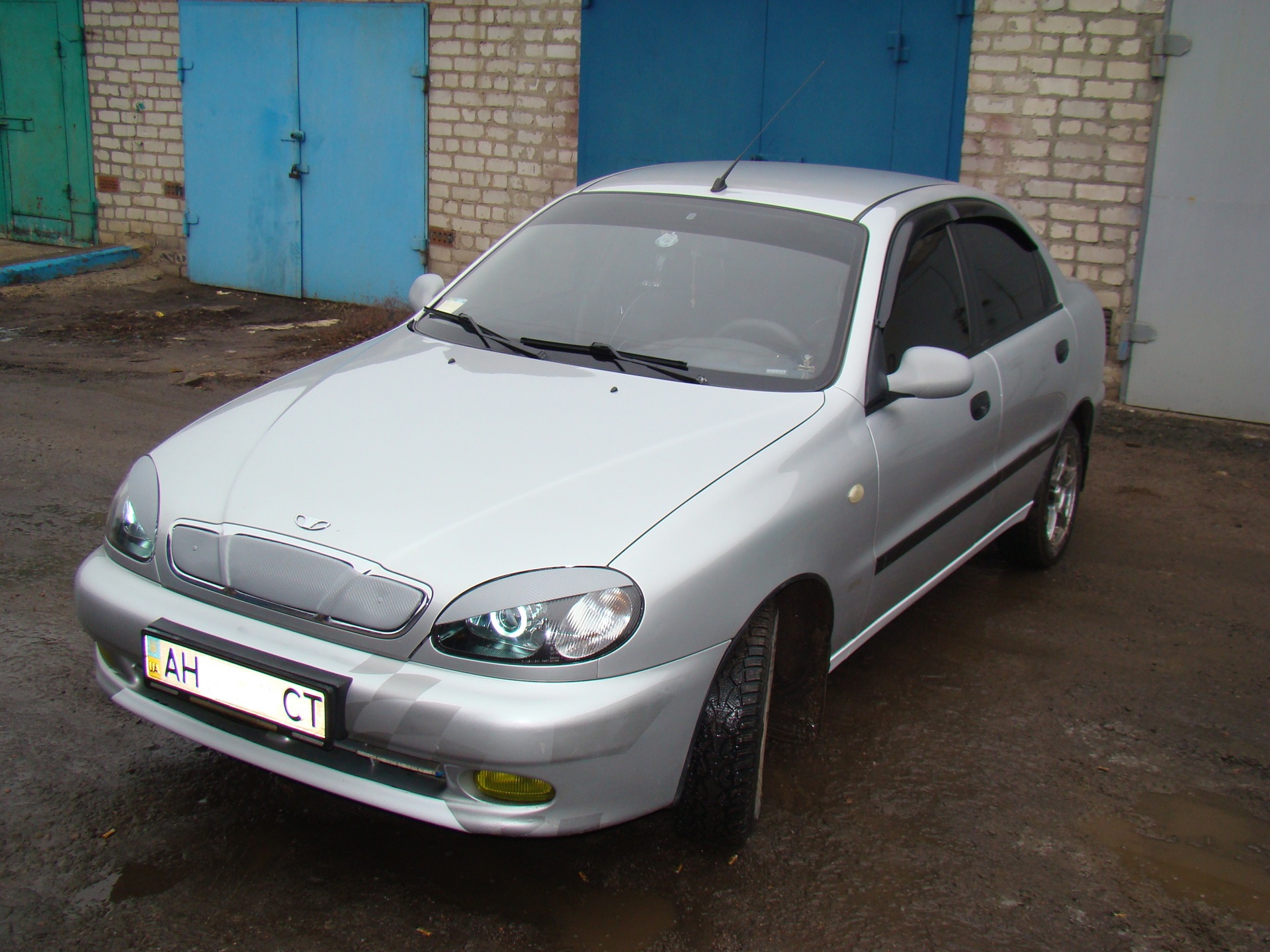 Серый ланос. Chevrolet lanos серый. Chevrolet lanos серый металлик. Daewoo lanos серый. Шевроле Ланос серебристый тонированный.