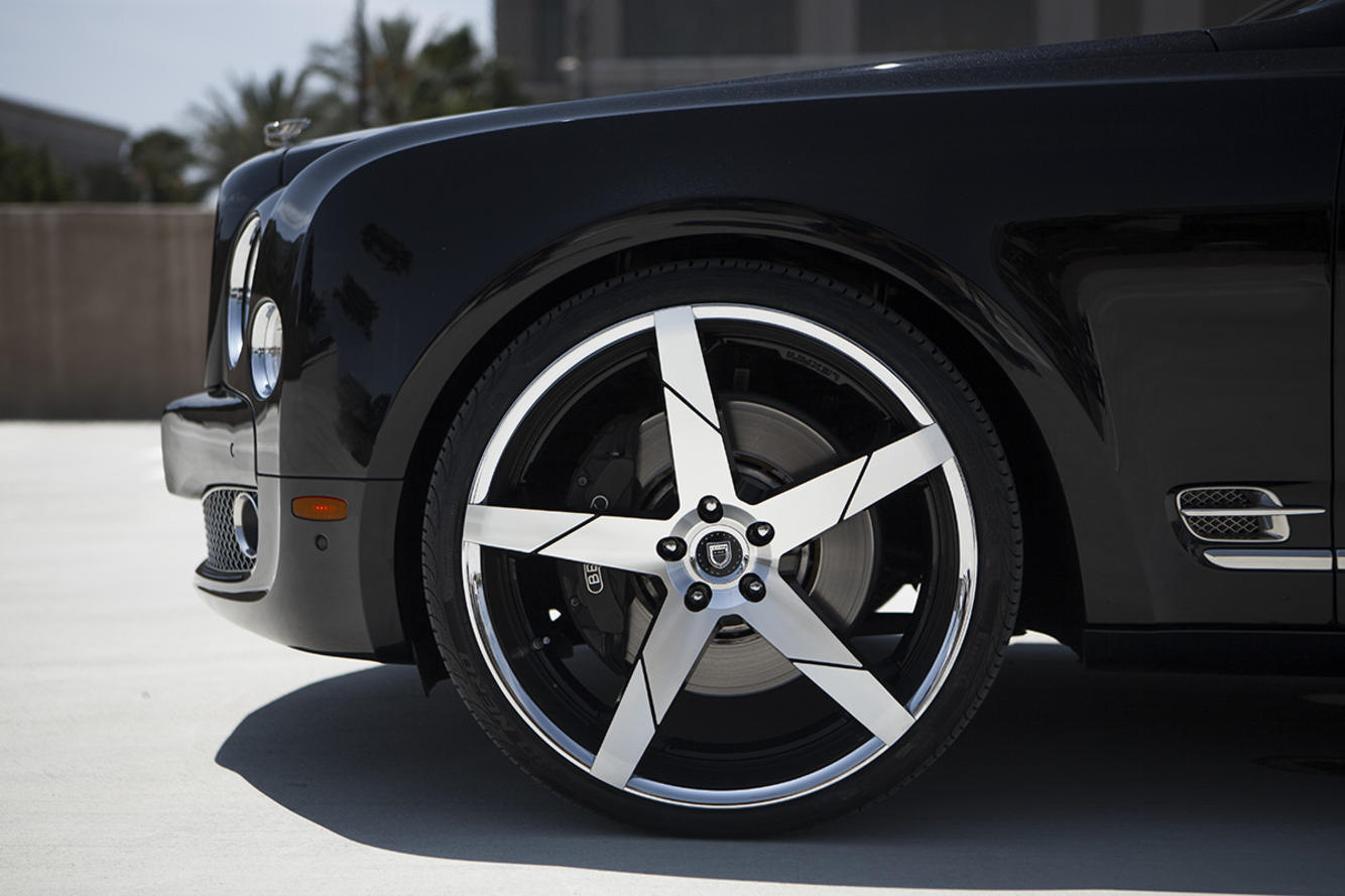 Wheels сайт. Bentley Wheels r20. Эксклюзивные диски на Бентли. Диски Бентли фото. VIP Wheels World.