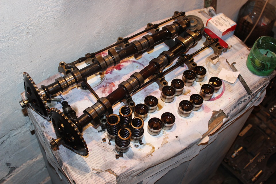 Замена маслосъемных колпачков part2 — Saab 9000, 2 л., 1986 года .