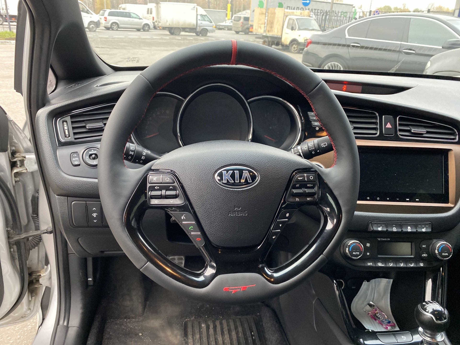 Руль gt Kia Ceed 2019