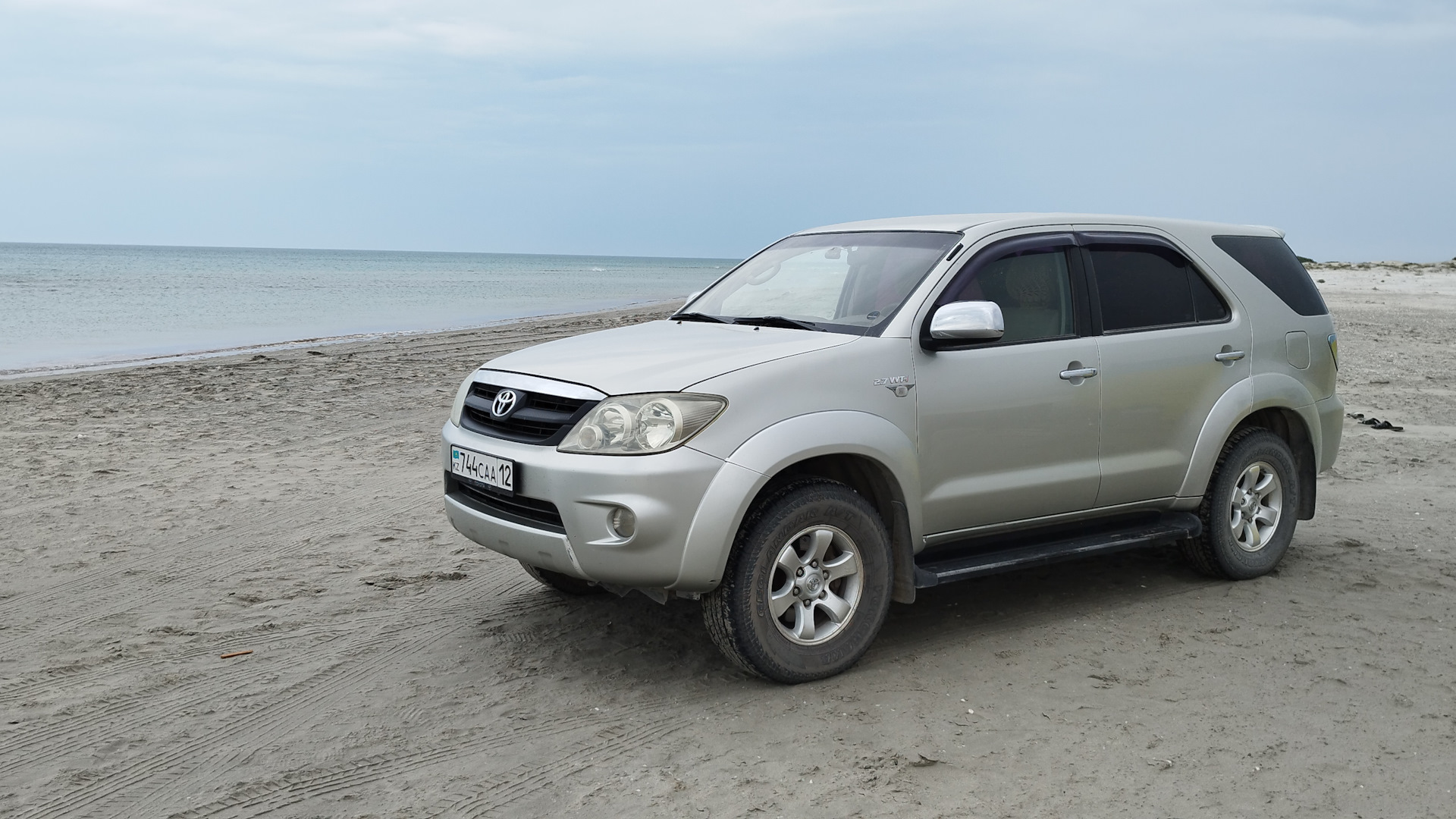 Toyota Fortuner (1G) 2.7 бензиновый 2006 | на DRIVE2