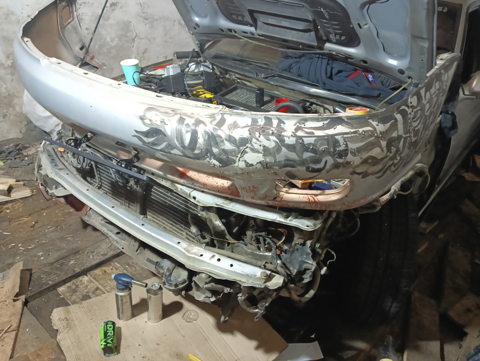 Радостная девушка. Джим керри всегда говори да. Мотиватор для жизни. Спокойный человек. Девушка в прыжке.