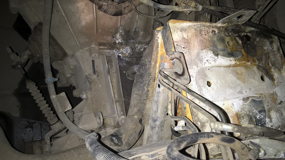 6aafc4as 960 Как крепится аккумулятор на гранте