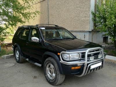 Nissan Pathfinder с кенгурятником