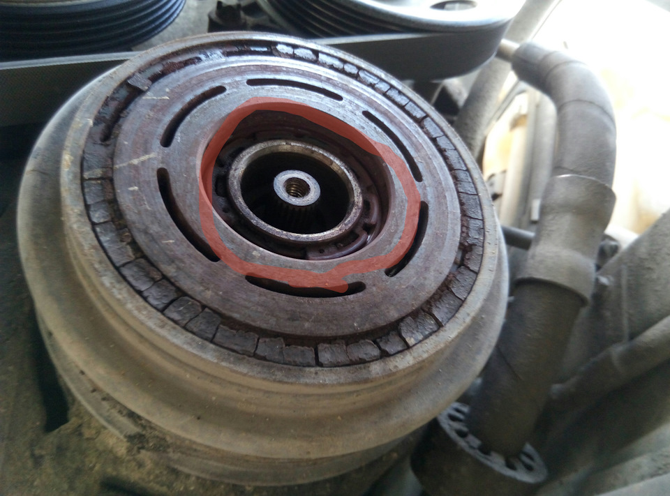 Заклинило шкив компрессора кондиционера. — Mercedes-Benz C-class (W202 ...