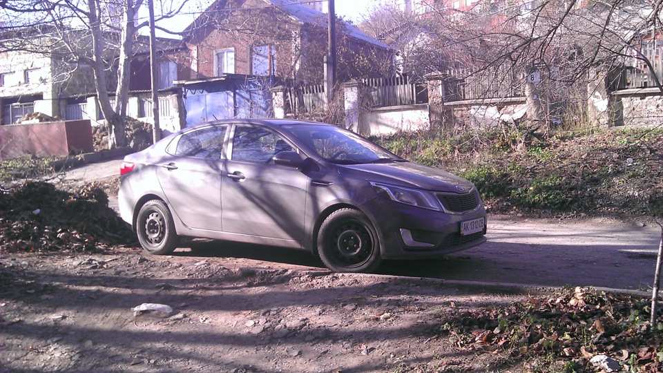 Зима! Крестьянин, торжествуя, на дровнях обновляет путь; Его лошадка ...