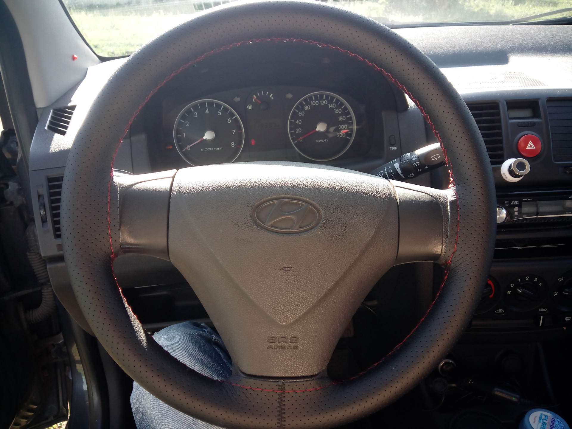 Обтяжка руля часть 2 — Hyundai Getz, 1,4 л, 2008 года | стайлинг | DRIVE2