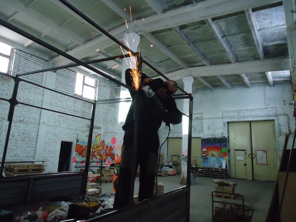 Переделка кузова: Сварка Закончена. Уже покрасили. — ГАЗ Газель, 2,5 л ...