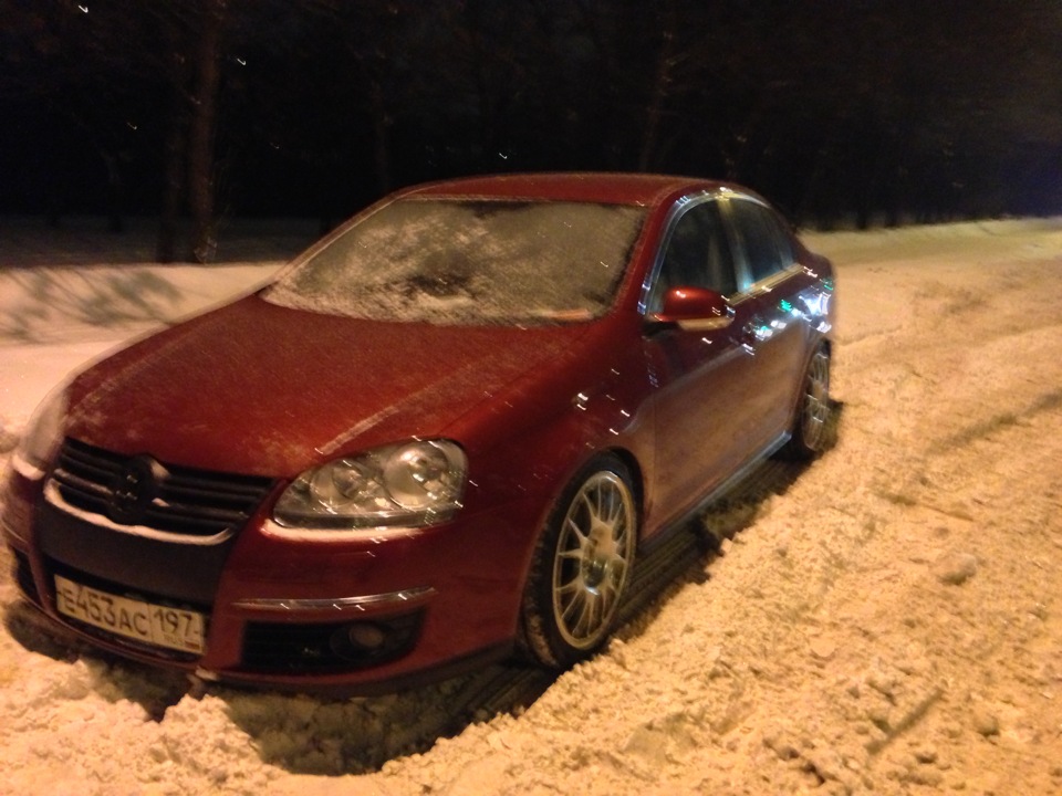 Фото в бортжурнале Volkswagen Jetta V