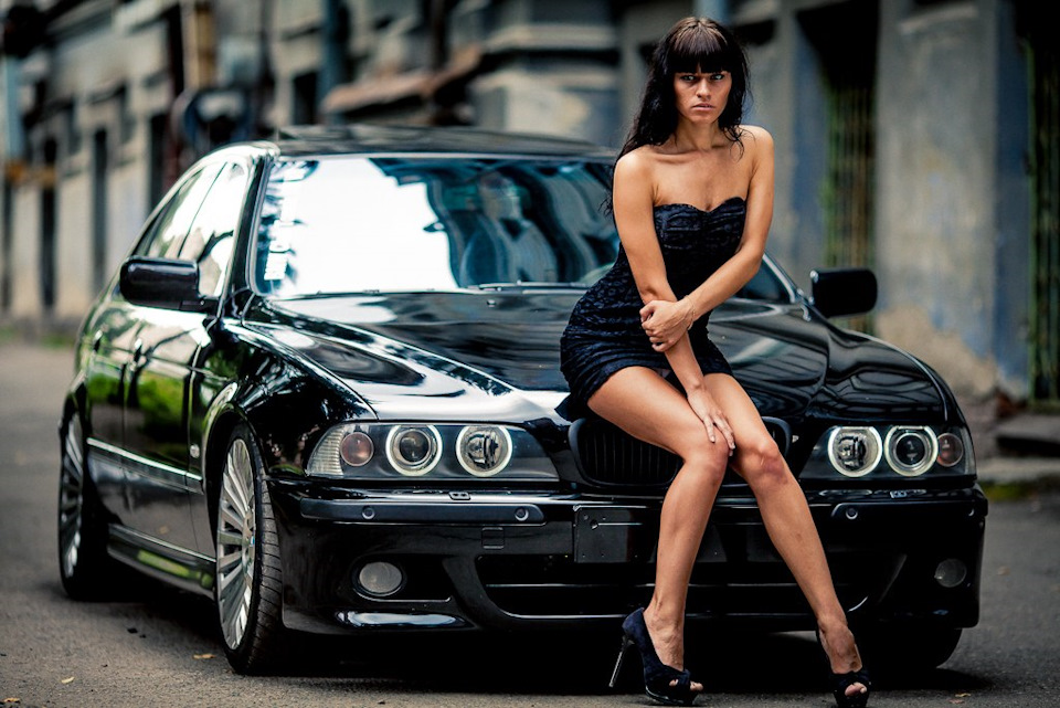 BMW И красивые девушки