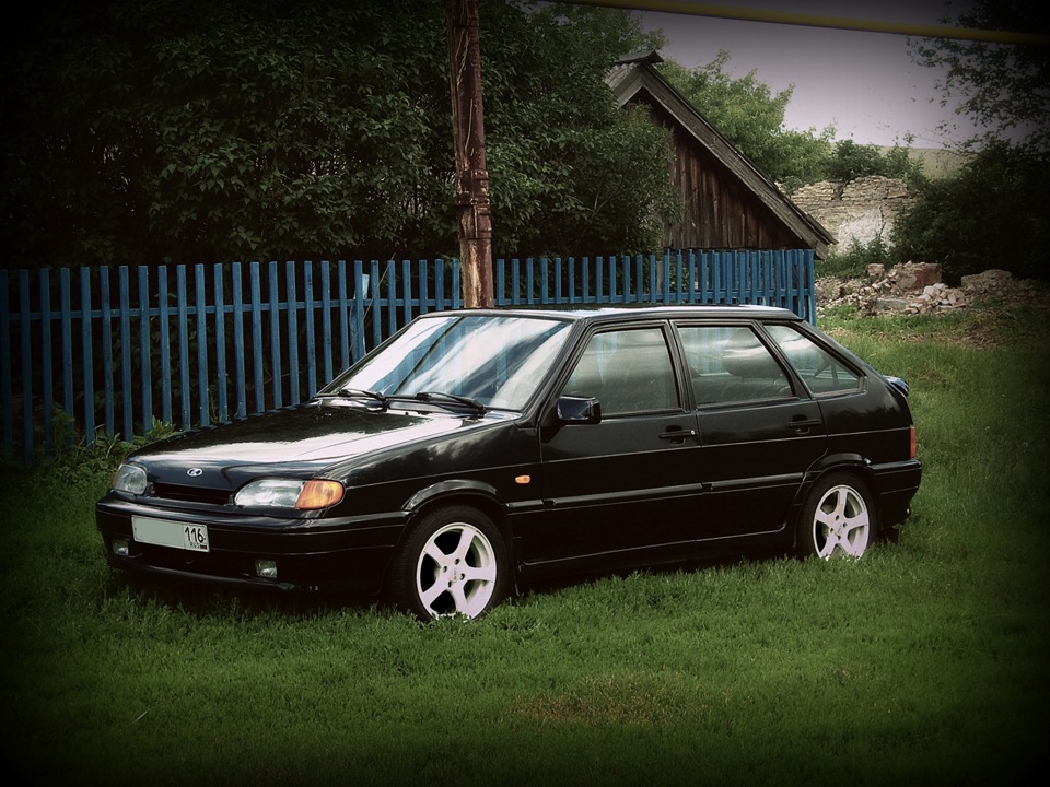 Ваз 2114 фото. Лада 2114. Lada 2114 Black. Черная Лада ВАЗ 2114. Лада 2114 черная катаная.