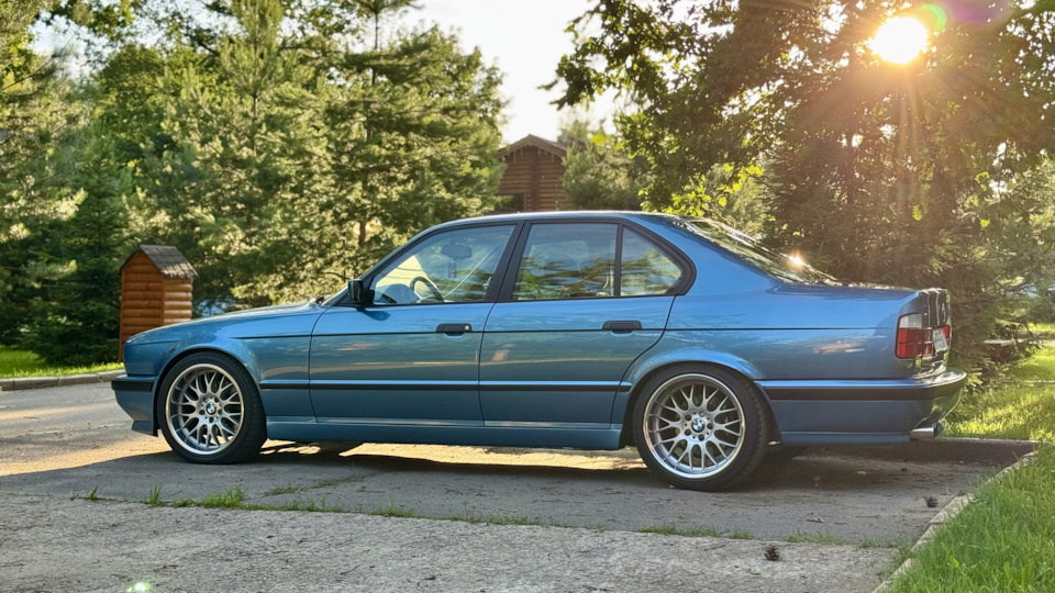 BMW 5 series Мои Мальдивы =)