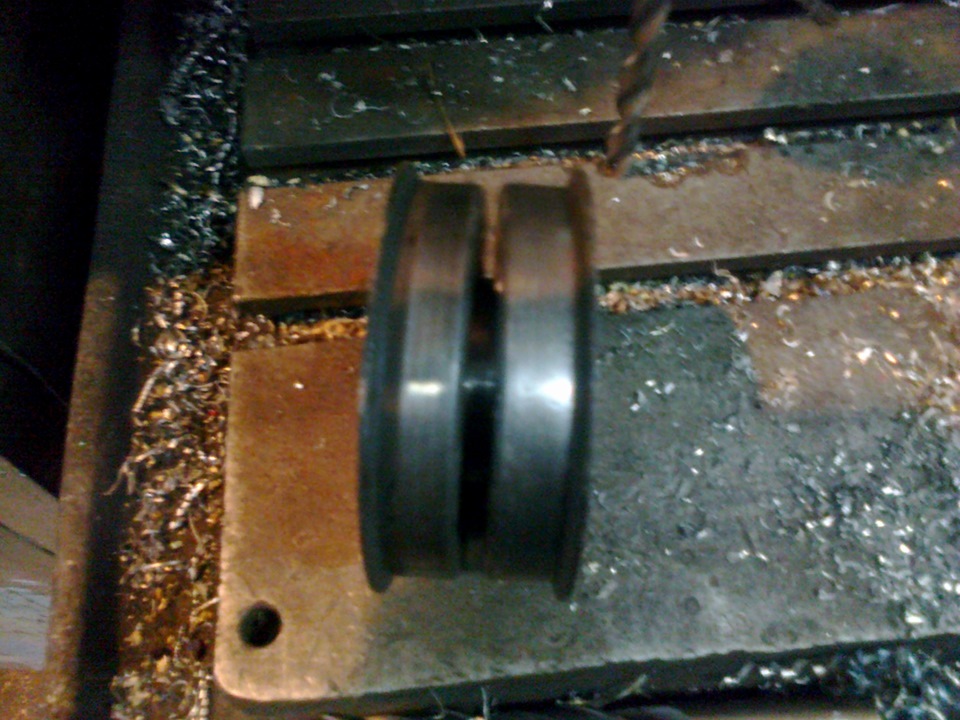 Замена подшипника в натяжном ролике. — Ford Scorpio I, 2 л, 1991 года ...