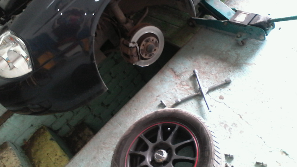 Датчик частоты вращения переднего левого колеса — Lada Приора хэтчбек ...