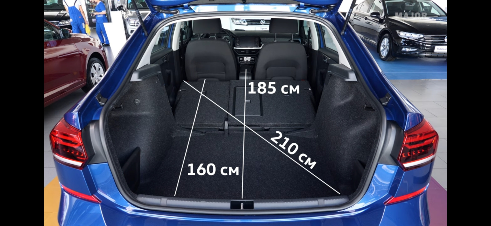 Размеры поло. VW Polo габариты багажника. Поло 2021 габариты багажника. Габариты багажника Polo 2021. Polo 2021 багажник лифтбек размер.