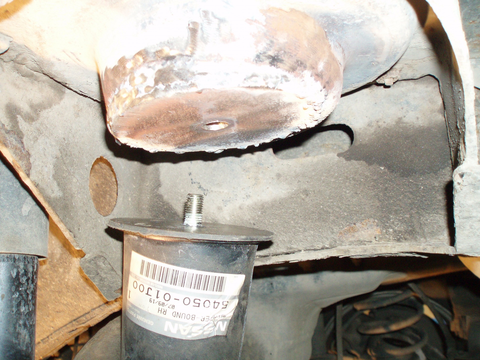 Фото в бортжурнале Nissan Patrol GR II (Y61). Запчасти на фото: 5405001J00