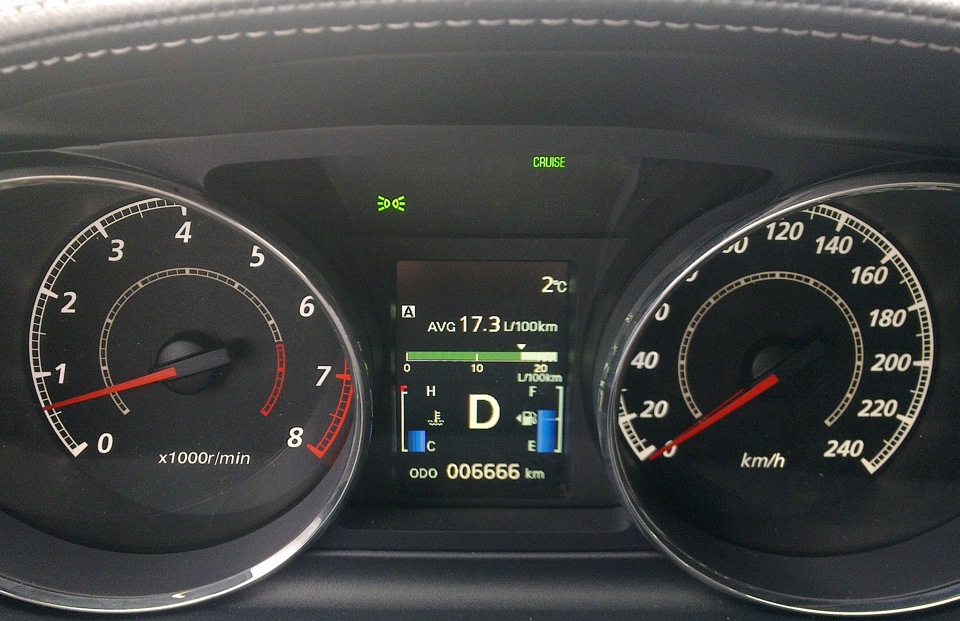 Про медиастанцию… 2 часть — Citroen C-Crosser, 2 л., 2011 года ...