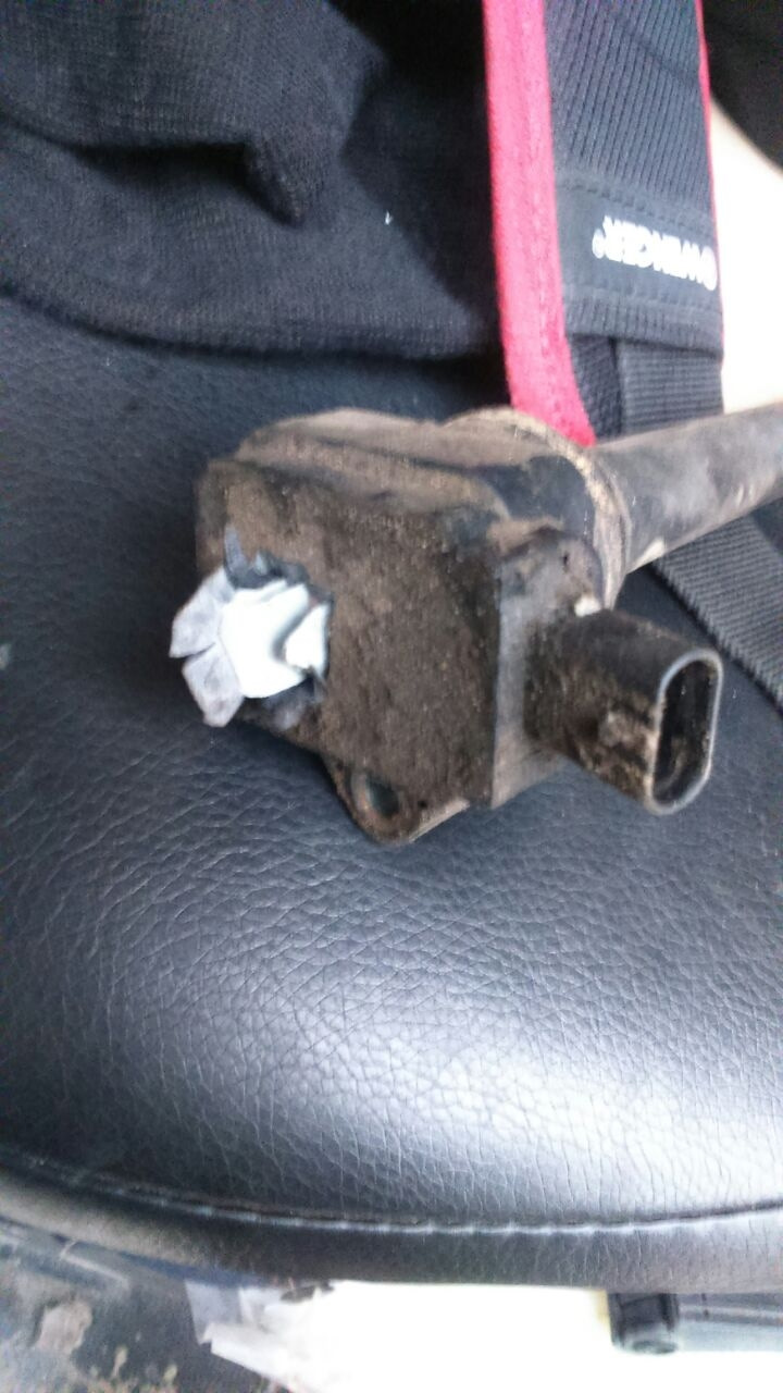 Если взрывается катушка - УАЗ Patriot, 2,7 л, 2011 года поломка DRIVE2