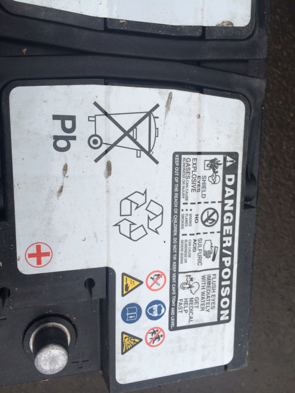 Запись не о чём, замена АКБ на оригинал АГМ — BMW X5 (E53), 4,6 л, 2002 ...