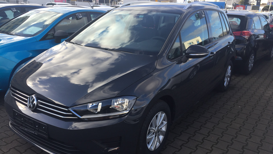 Volkswagen Golf Plus Sportsvan урановая мышь