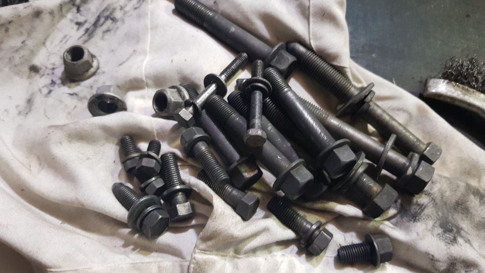 Фото в бортжурнале Hyundai Sonata V (NF)