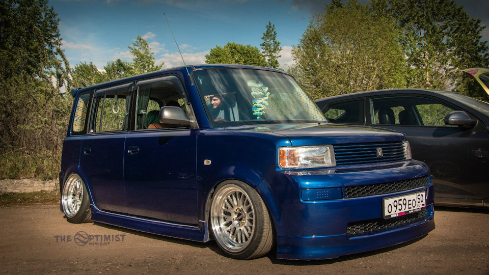 Toyota BB stance