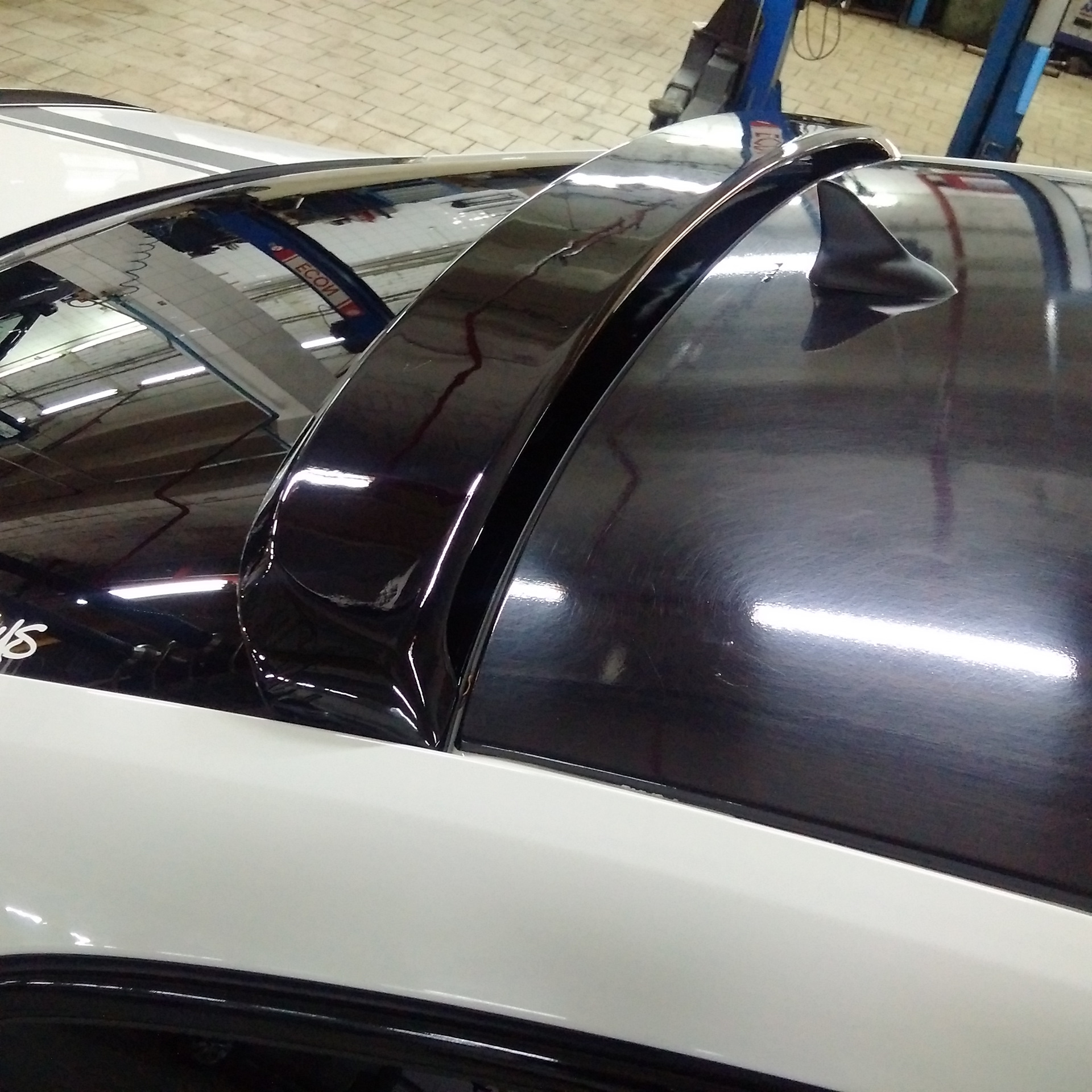 Спойлер Irmscher на крышу Opel Insignia. — TUNING.SALE на DRIVE2
