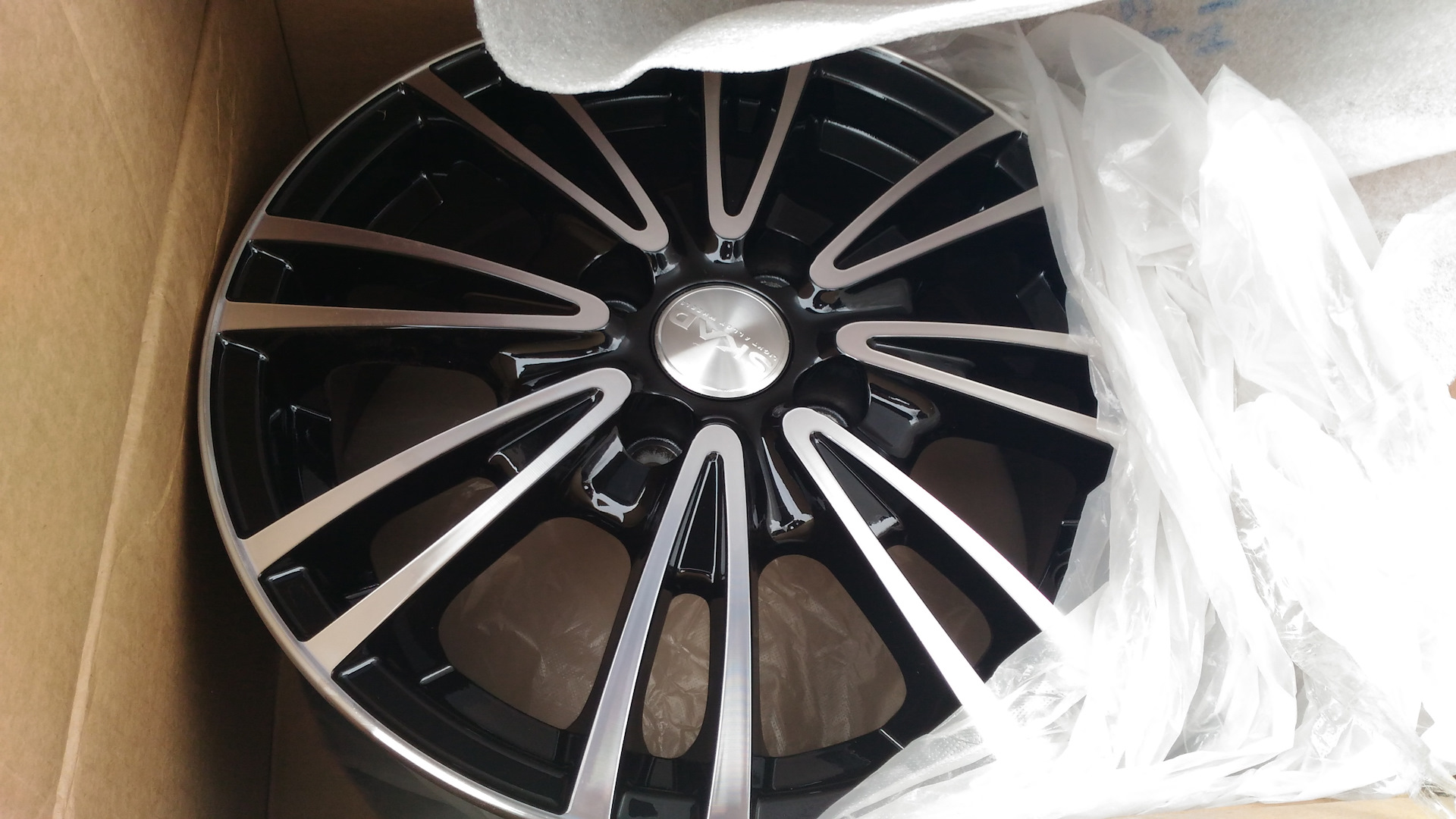 Литые диски алмаз. Диск r15 5х114,3 скад ганимед. Диск remain r175. Скад le mans 7. Скад форвард 15.