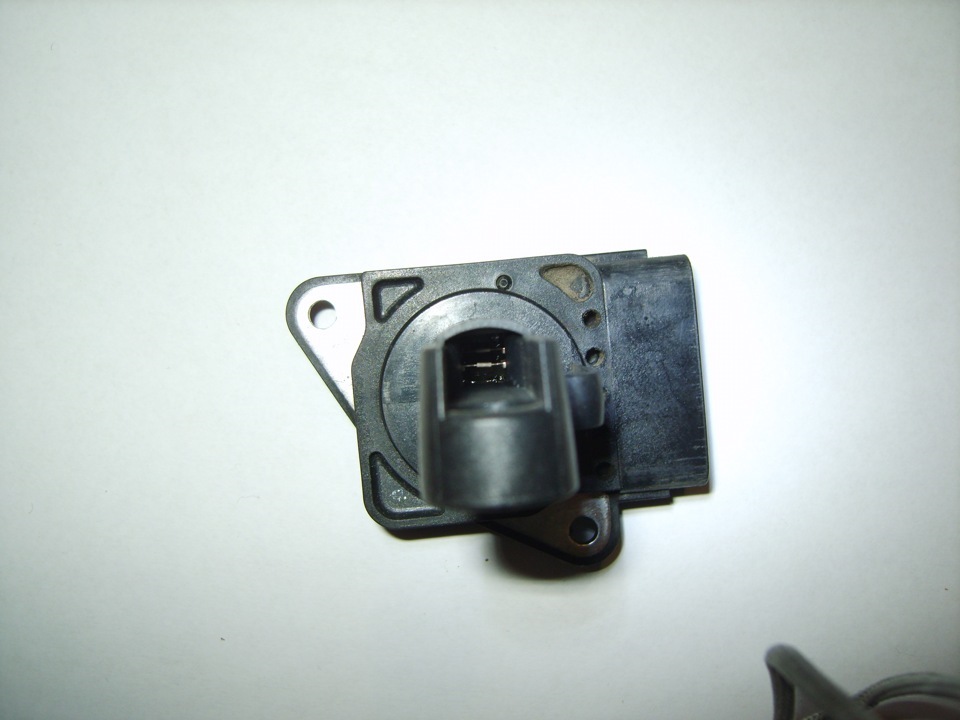 Чистка воздушной системы, заслонки и MAF (ДМРВ) — Suzuki Swift (2G), 1 ...