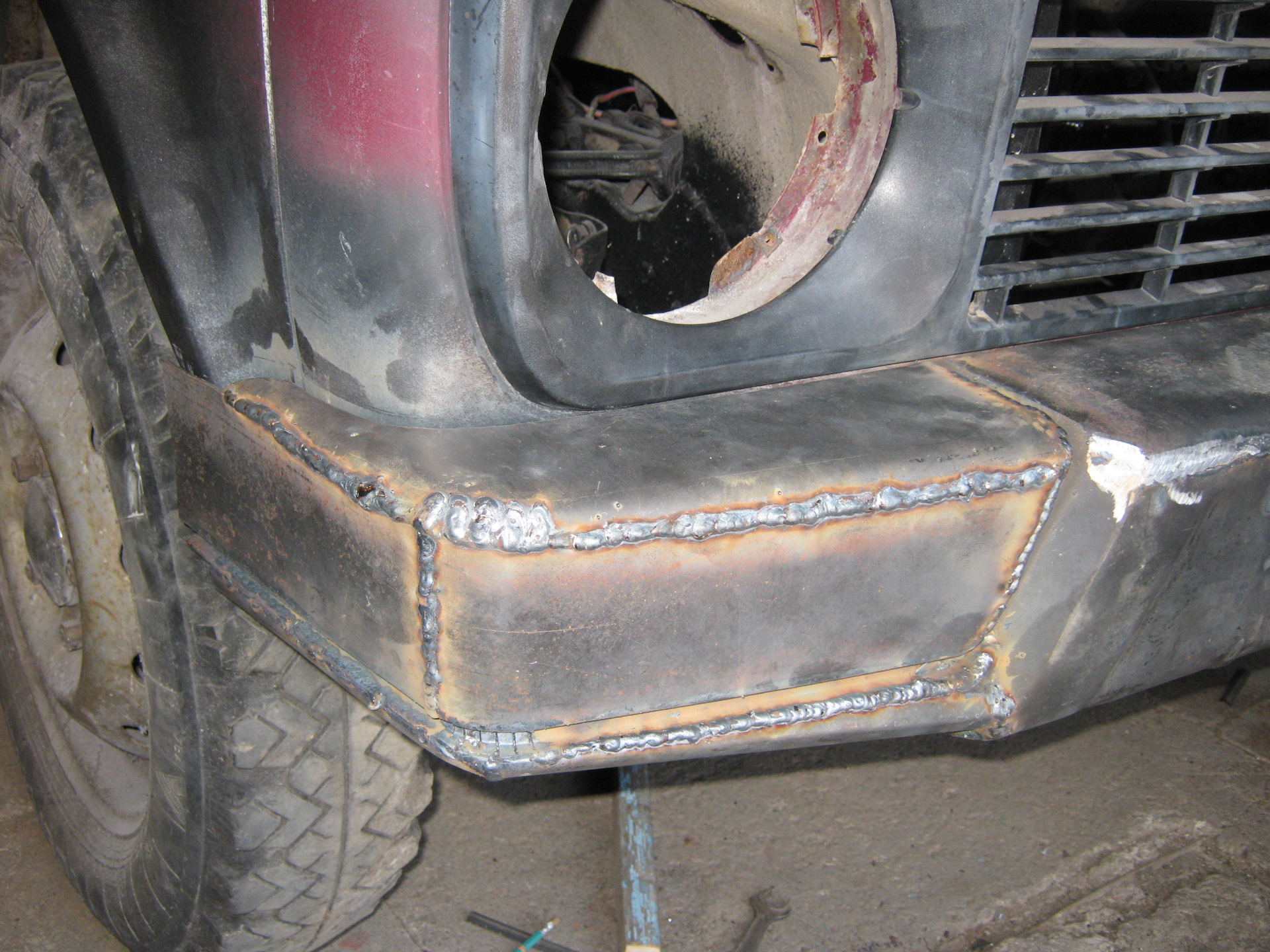 Бампер на ниву 2121 из трубы своими руками